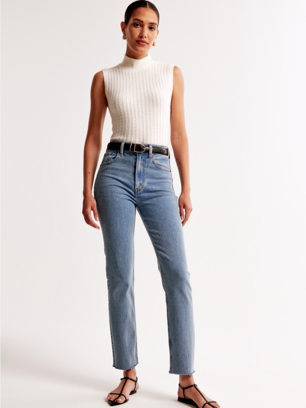 Abercrombie Ultra High Rise Ankle Straight Jean